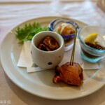 琴弾廻廊　暈亭 - 魚南蛮・もずく酢・合鴨パストラミ・鰹時雨煮