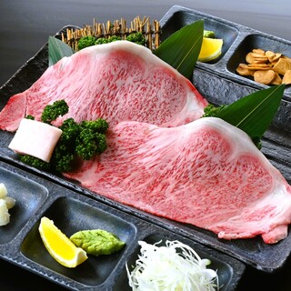 厳選の米沢牛は精肉店直営でリーズナブル◎多彩な部位が楽しめる