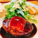あおみどり - チーズハンバーグ