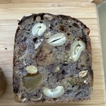 ラトリエ ドゥ プレジール - スペルト小麦のおすすめパン