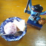 たむら食堂 - もつ煮 ＆ タンメン ＆ いちごアイス 果肉入り