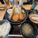 かつ元 - レディースランチ  1,150円(キャベツ・ご飯・味噌汁のおかわり自由＆ドリンクバー付き)