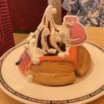 コメダ珈琲店 - ヤドンのイチゴチョコシロノワール(ミニ) ¥1,000