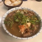 出世酒場 大統領 - 絶品モツ煮