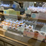 ビスキュイテリエ ブルトンヌ 池袋東武店 - ショーケース