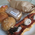 BAKERY RYU - 料理写真:ミニバゲット＆もち明太子＆塩バター＆焼きカレーパン＆動物さんのお布団＆ツナサンド