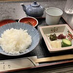 洋食の店　みしな - セットメニューにはお茶漬けが✨✨お上品な美味しいお漬物と女将さんのお母様が作られたお醤油で炊きあげたちりめん山椒はお茶漬けとの相性抜群！✨最高のご飯のお供が勢揃いです(* ᴗ͈ˬᴗ͈)”✩⋆*॰¨̮⋆｡˚✨