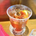 くるみ - アイスティー(レモン) 400円
※サンドイッチとセットで100円引き