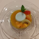 イタリアンレストラン Zucca - マンゴーとココナッツのドルチェ