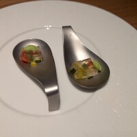 北新地 肉料理 名門 - 前菜はスプーンで