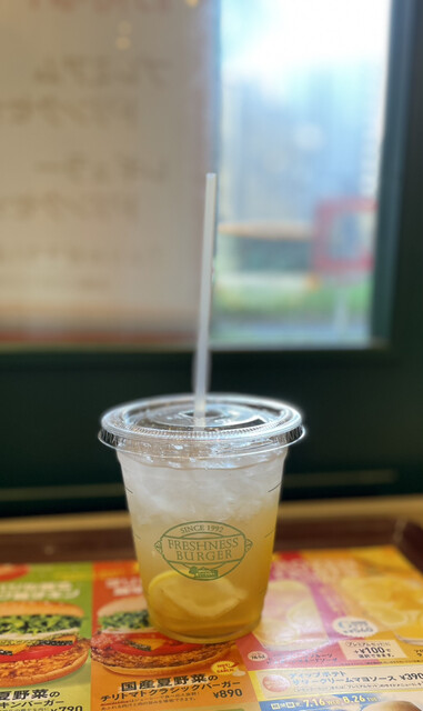 FRESHNESS BURGER Otsuka Ten photo 5