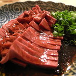 炭火焼 ゆうじ - ハツ刺し