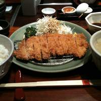 赤坂うまや - ランチメニューのチキンカツを頂きました