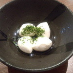 俺のやきとり - お通し（モッツァレラ）2014.09