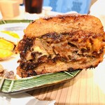 BRISK STAND - 切ったやつ断面焼き目ついてバンズカリカリ♡