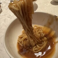 筑紫樓 銀座店 - ふかひれの煮込みつゆそば