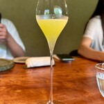 レストラン ナズ - 胡瓜 赤松 ライム