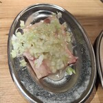 綾瀬肉流通センター - 肉通カルビ（ネギ塩）