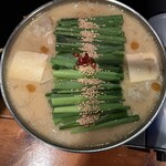 博多もつ鍋 たじまや - もつ鍋（味噌）