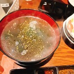 焼肉 さわぎ - ワカメスープです