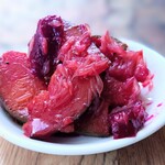 日ノモトブルーイング&ビアスタンド - 素揚かぼちゃ、ビーツ、グレフルのアグロドルチェ (600円)