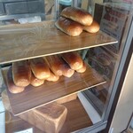 さとうパン - こんな感じで陳列されております