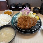 とんかつ 和栗 - 