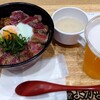 あか牛食堂よかよか - あか牛丼とビール