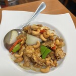 華珍楼 - 鶏肉とカシューナッツ炒め