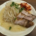 にんにくラーメン 英 - 