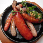 味惑創作 かのん - ボリューム満点♪ソーセージの鉄板焼き