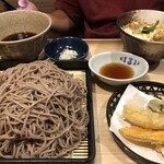 夢庵 - 特盛天せいろそば（3玉盛り）¥1,429-、小ひれかつ丼（お得セット）+¥439-