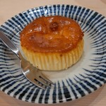 ひとくち餃子の頂 - バスクチーズケーキ