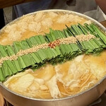 博多もつ鍋前田屋 博多店 - 