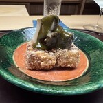 徳ㇵ本也 - ◆炭火焼きの鮑
      賀茂茄子の煎餅揚げ　鮑の肝醤油　赤酢のタレ