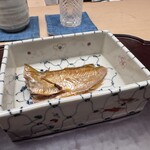 徳ㇵ本也 - ハタハタ炭火焼き