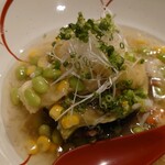 蕎麦の実 - ハタマスのしょっつる蒸し…か？