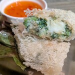 赤羽タイ衆酒場　トムヤミー - パクチー揚げ春巻き