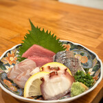 魚と酒 はなたれ 新橋店 - 