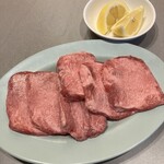 焼き肉・ホルモン 田 三軒茶屋店 - 