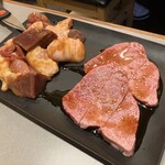 焼き肉・ホルモン 田 三軒茶屋店 - 