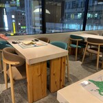 牡蠣屋 Wine&Sake 居酒屋 - 