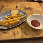 湘南肉問屋 - フライドポテト