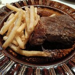 ピレネー - メインのステーキ