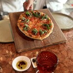 ザ ピッツァバー ON 38TH - 