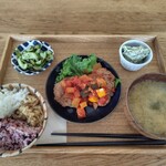 ごはん屋 はれ - 料理写真:日替わり定食