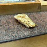 すし匠 - 炙り北寄貝のにぎり