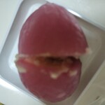 とらや - 内部は白あん