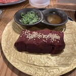 焼肉ホルモンしづる - 新鮮極みレバー　