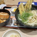 資さんうどん 東姫路店 - 